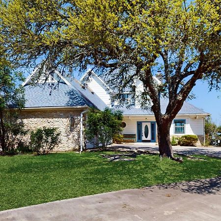 Maverick Mountaintop Retreat Canyon Lake Exterior photo