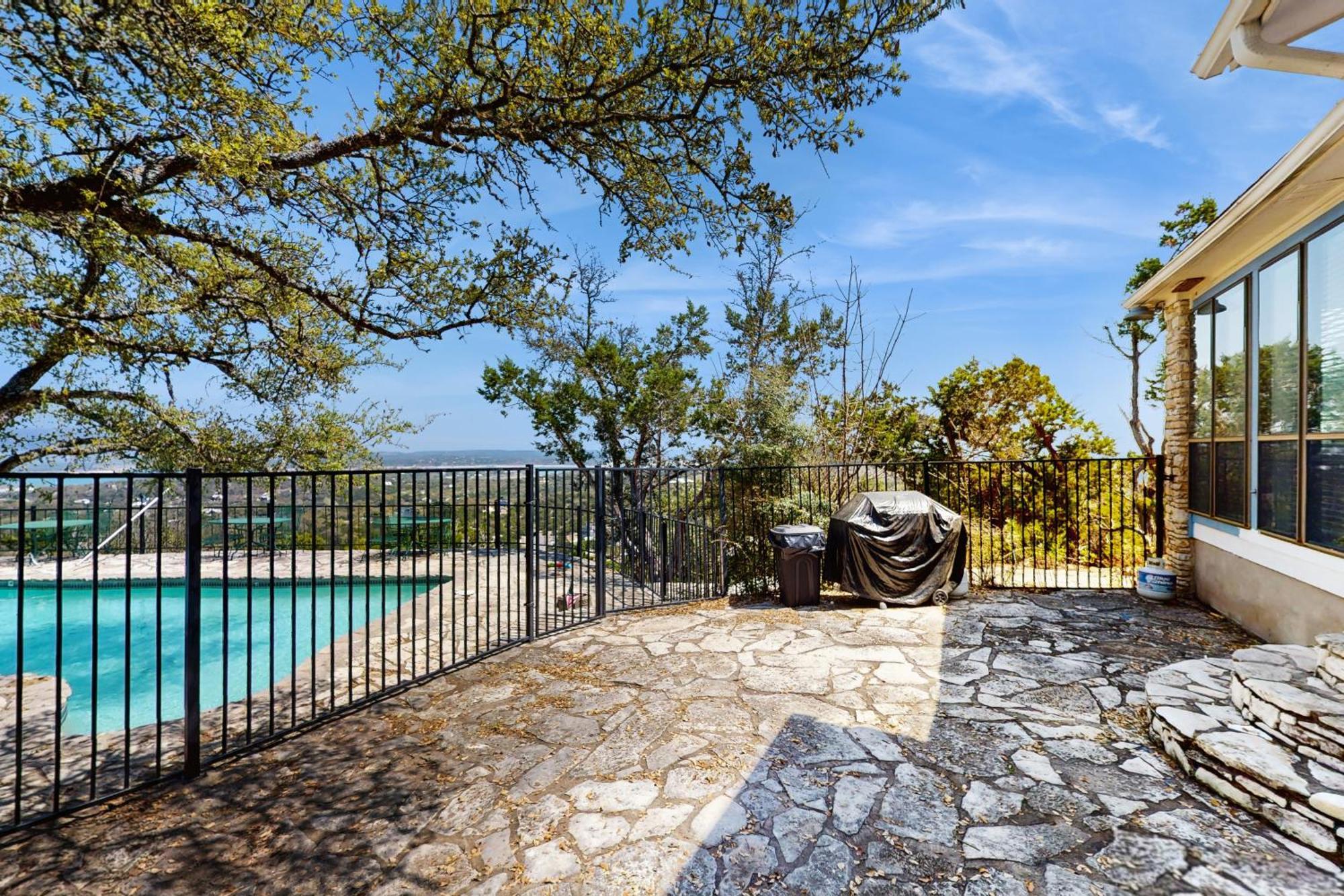 Maverick Mountaintop Retreat Canyon Lake Exterior photo
